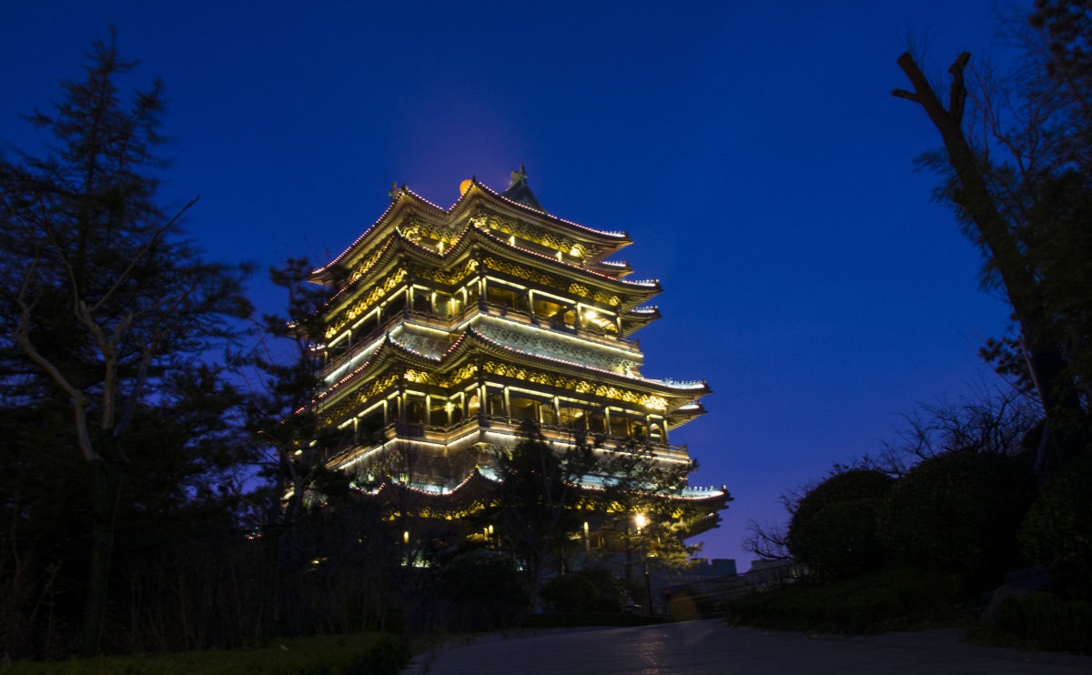 威海環(huán)翠樓照明工程-景觀(guān)亮化